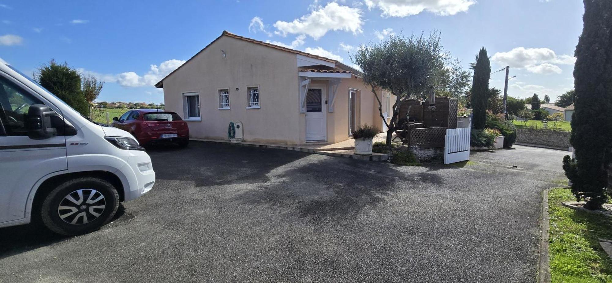 Welcome Logement Avec Terrasse Proche Bordeaux Saint-Andre-de-Cubzac Exterior photo