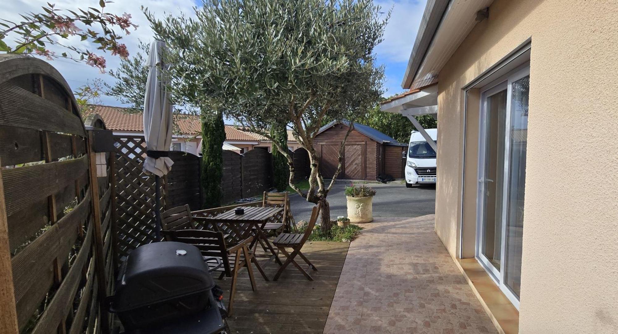 Welcome Logement Avec Terrasse Proche Bordeaux Saint-Andre-de-Cubzac Exterior photo